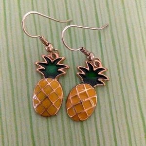 Pineapple Dangling earrings